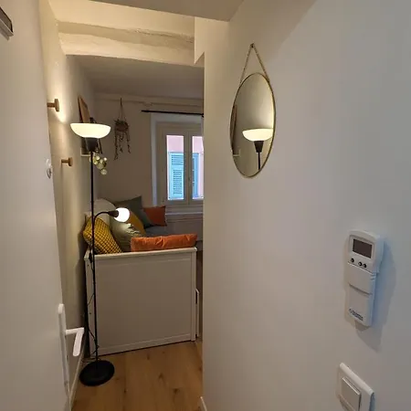 Casa *