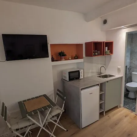 アパート Casa マントン